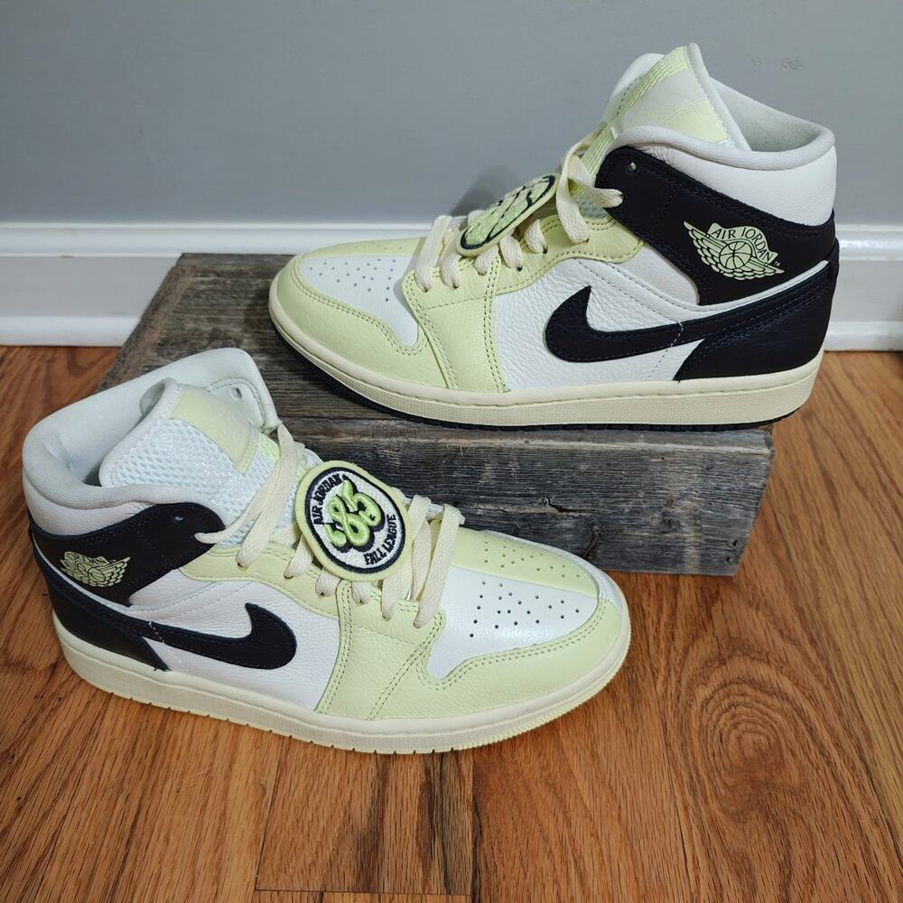 Air Jordan 1 Mid SE Matchly Barely Volt Black Women's Size 7.5